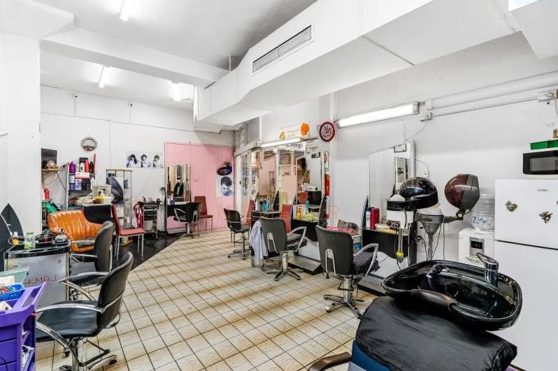 HAIR DRESSER SALON | READY TO OCCUPY | HIGH TRAFFIC