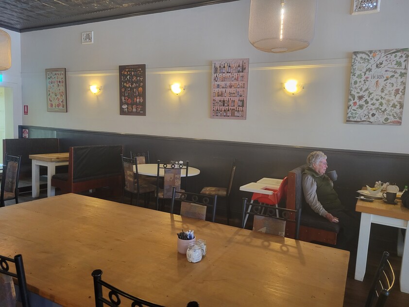 Freehold commercial building with fully equipped Cafe within premises.