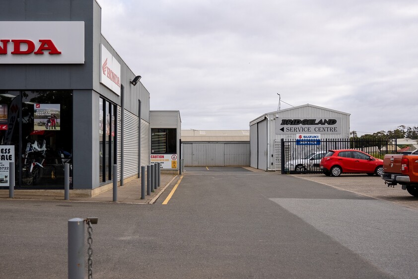FREEHOLD PREMISES IN PROMINENT POSITION WITH SOLID MOTORCYCLE DEALERSHIP BUSINESS