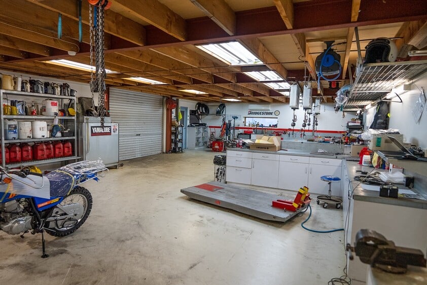 FREEHOLD PREMISES IN PROMINENT POSITION WITH SOLID MOTORCYCLE DEALERSHIP BUSINESS