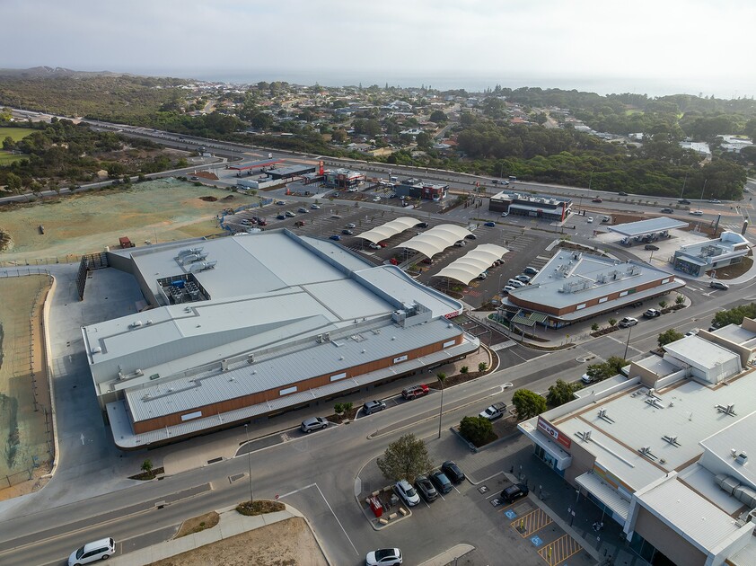New Coles Yanchep shopping centre now open!