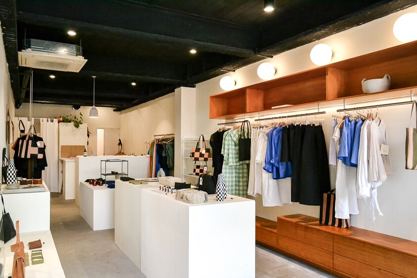 SUPERB LITTLE 50 SQM EAST END RETAIL GEM - ON EBENEZER PLACE