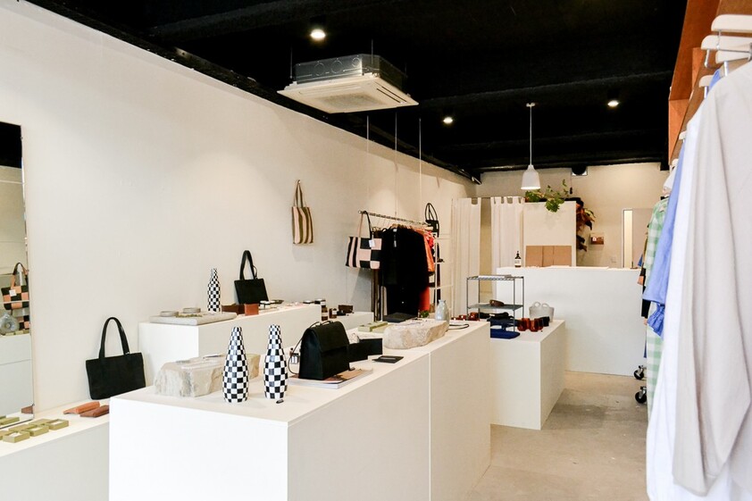 SUPERB LITTLE 50 SQM EAST END RETAIL GEM - ON EBENEZER PLACE