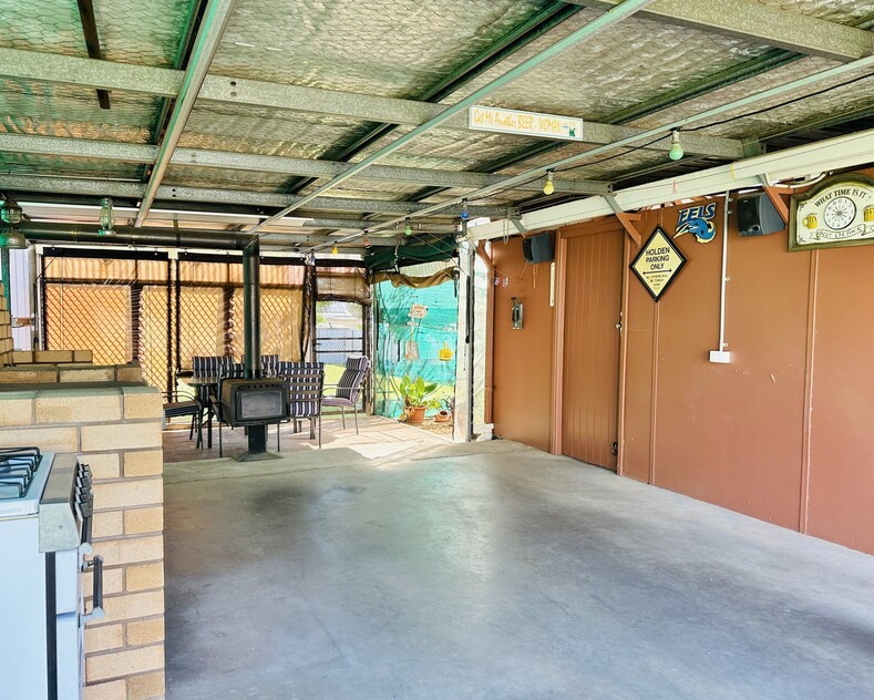 4 SALE - Back on the market!