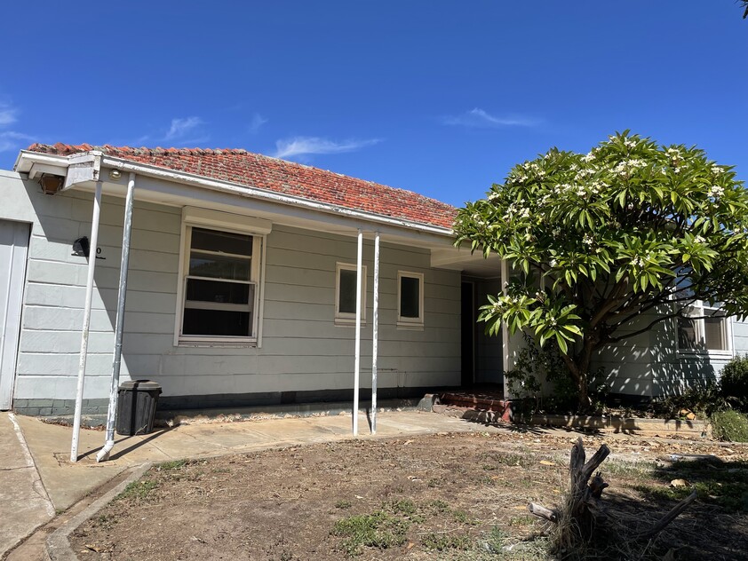 10 Learmonth Tce Enfield SA 5085 House for Rent