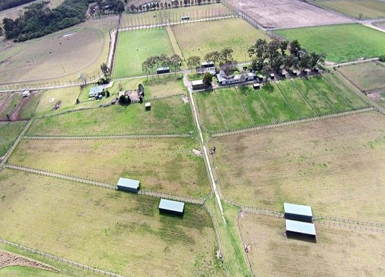 SUPERB EQUESTRIAN COMPLEX FOR LEASE - LONG LEASE AVAILABLE