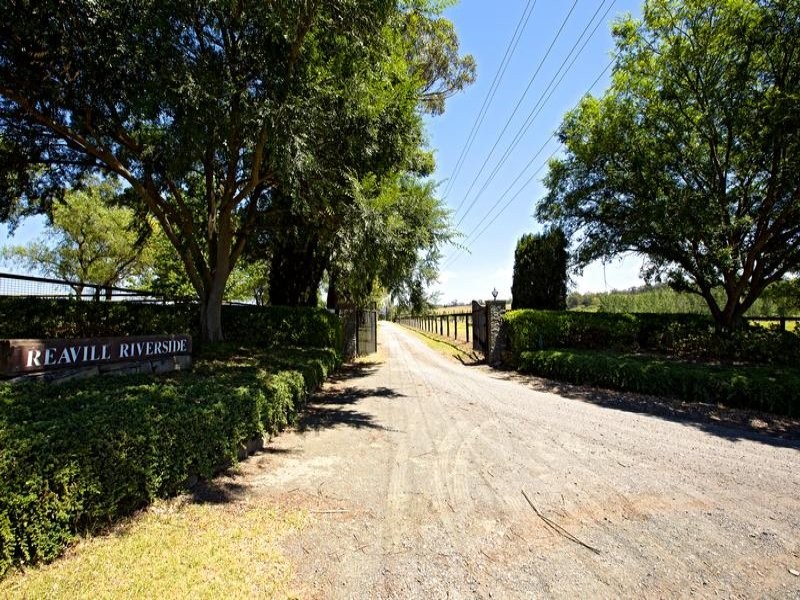 SUPERB EQUESTRIAN COMPLEX FOR LEASE - LONG LEASE AVAILABLE