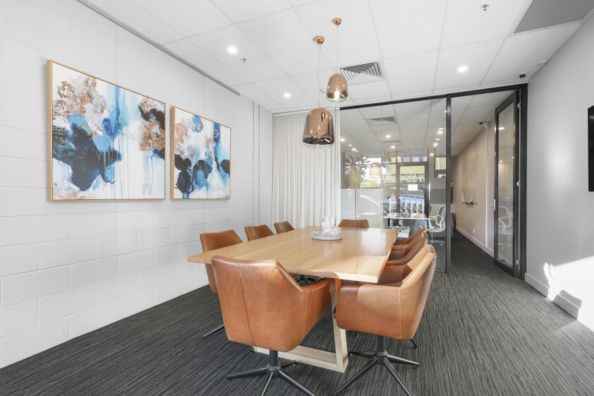 Perfect Retail or Office Opportunity