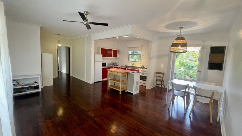 3-bedroom sanctuary 5 mins from the beach