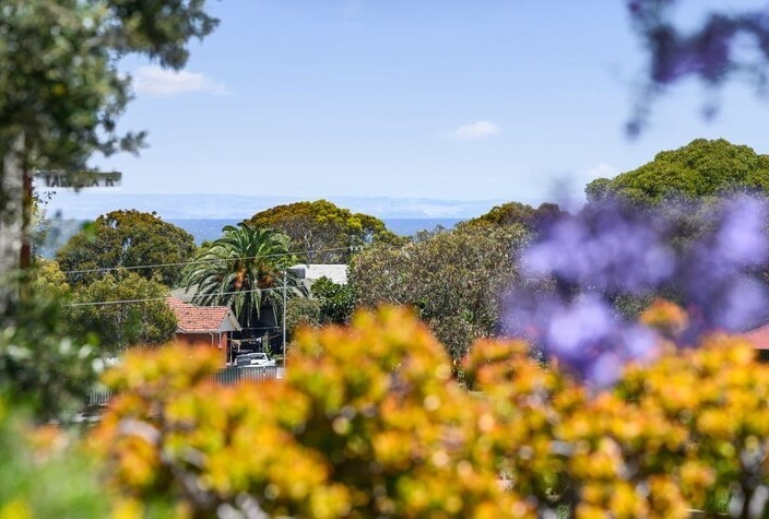 3-bedroom sanctuary 5 mins from the beach