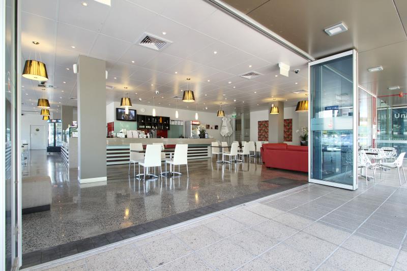 Turn Key Operation Cafe/Restaurant/Function Venue For Sale in Modern Business Park