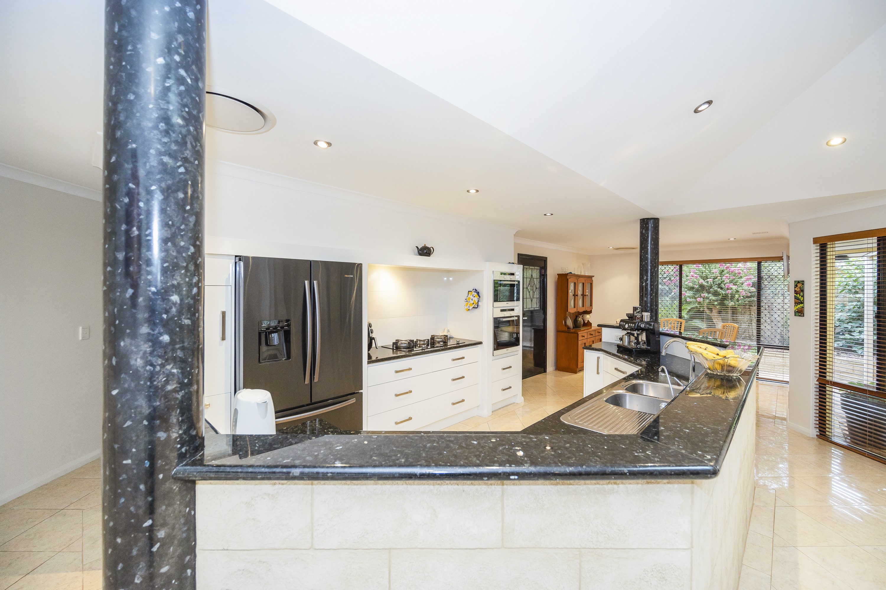 10 felton retreat Mindarie WA 6030 House for Sale