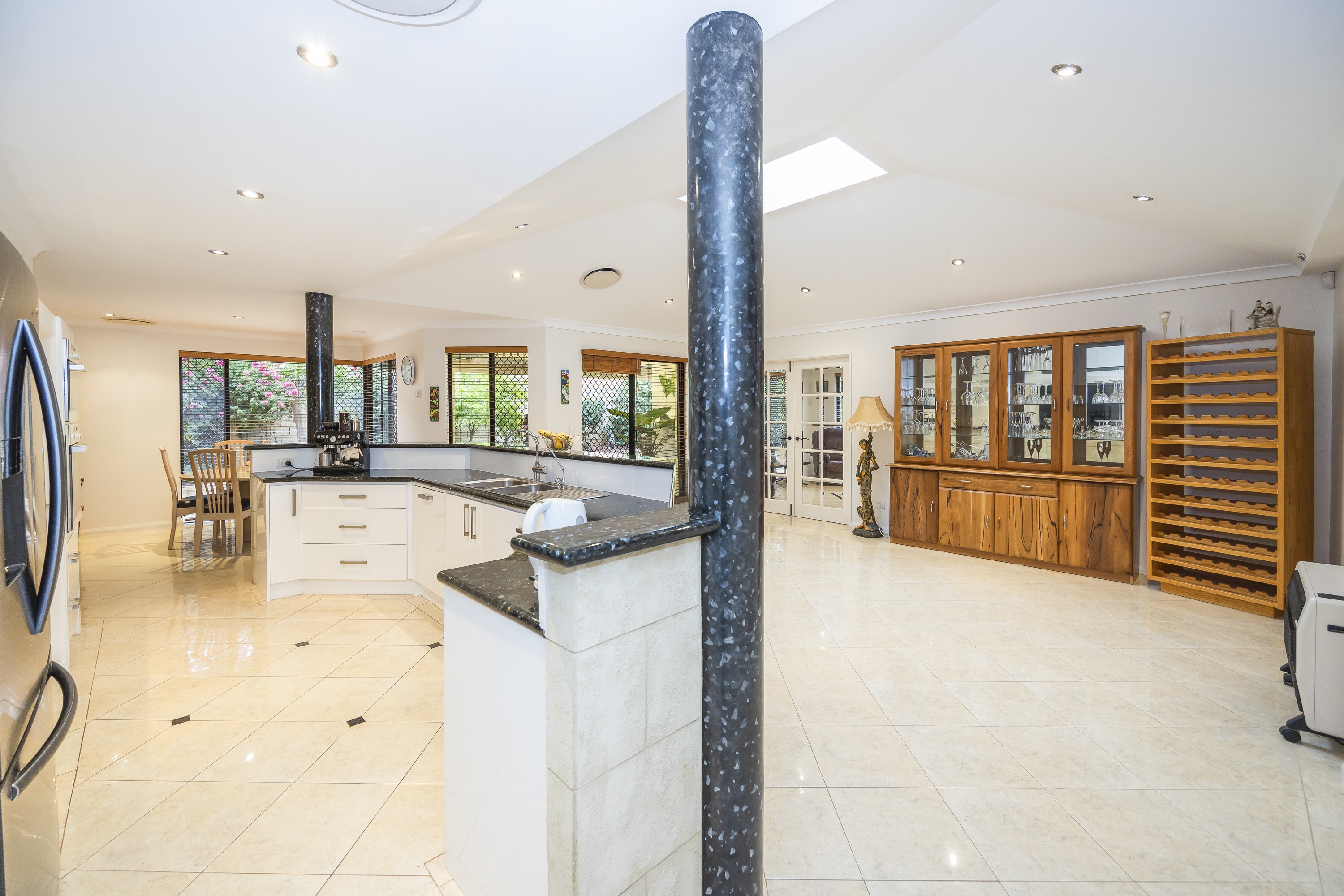 10 felton retreat Mindarie WA 6030 House for Sale