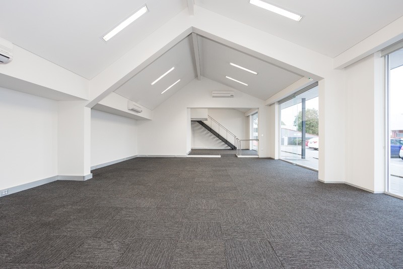 SUPERB MODERN SPACE OF 159 SQM PROSPECT ROAD VILLAGE HEART