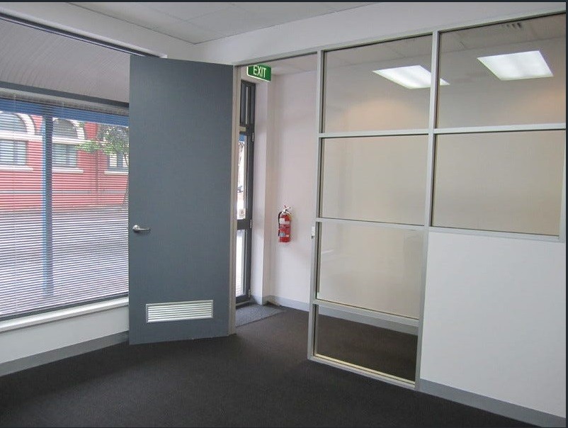 Modern Offices For Lease - High Exposure with over 30,000 cars daily - City Fringe