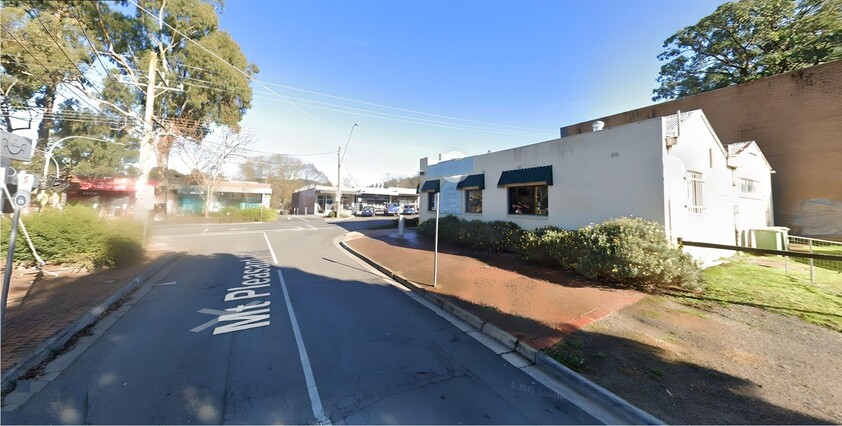 High Exposure Corner Location Main Street Monbulk