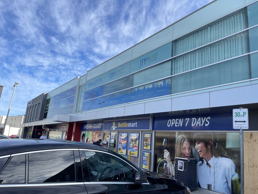 TREATMENT ROOMS/OFFICE/MEDICAL - LANDLORD INCENTIVES
