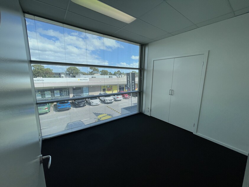 TREATMENT ROOMS/OFFICE/MEDICAL - LANDLORD INCENTIVES