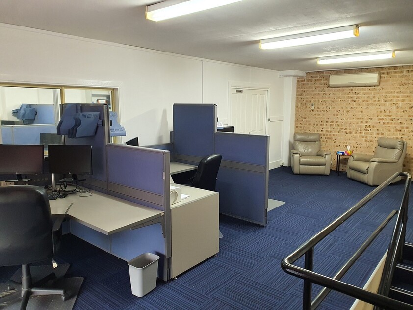 Turn key fully fitted office space with Fibre 1000 internet and all outgoings included