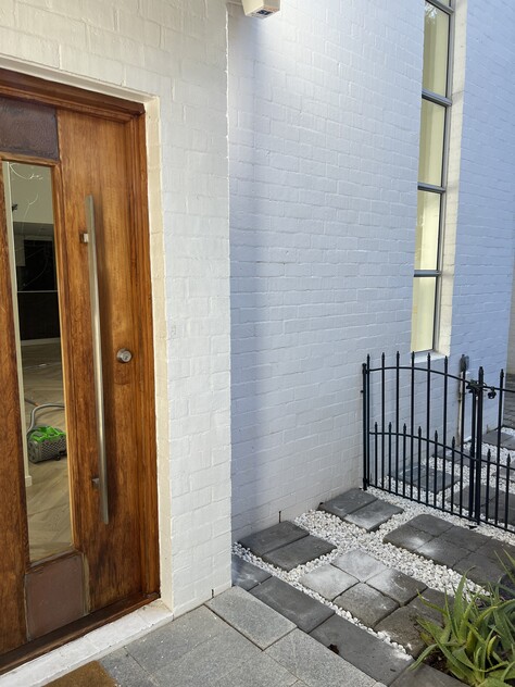 APPLICATION RECEIVED- Modern bright duplex in central Woden - close to schools