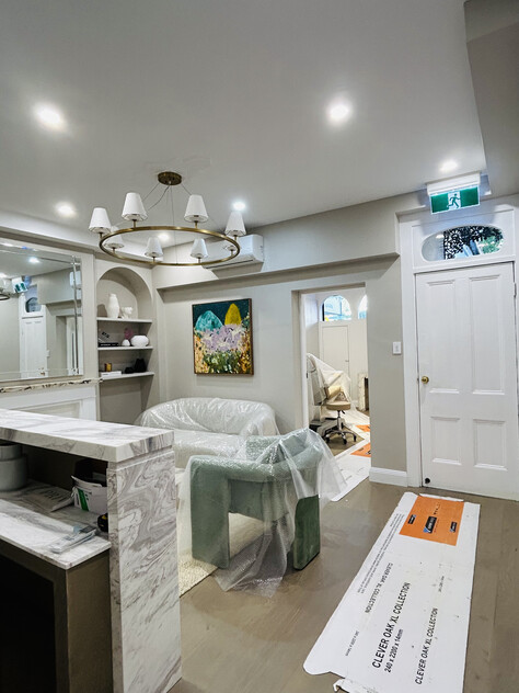 READY TO GO Premium Retails/Clinic /Showroom/Consulting/Restaurant Priced to lease quickly
