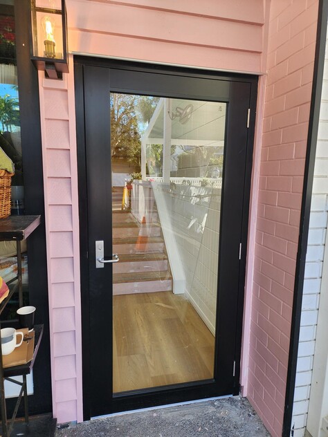Oxford st Bulimba. 32m2 and 50m2