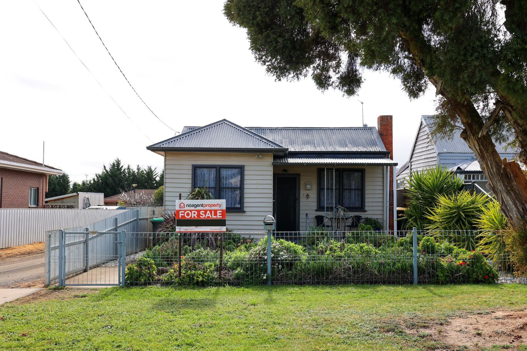 19 Higham Street Maryborough VIC 3465 House for Sale