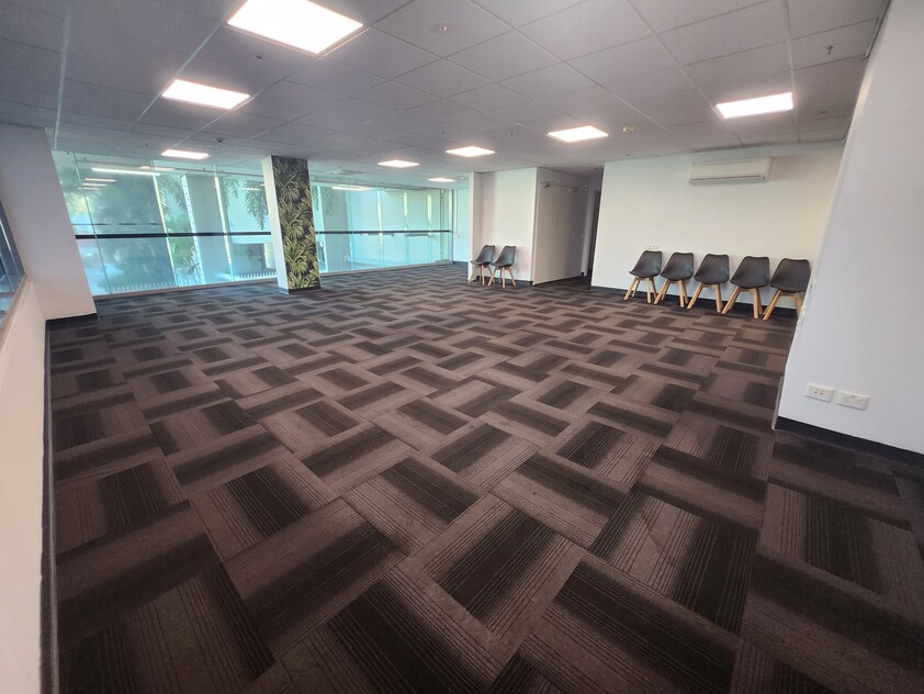 Commercial Space Available: Prime Location, Endless Possibilities!