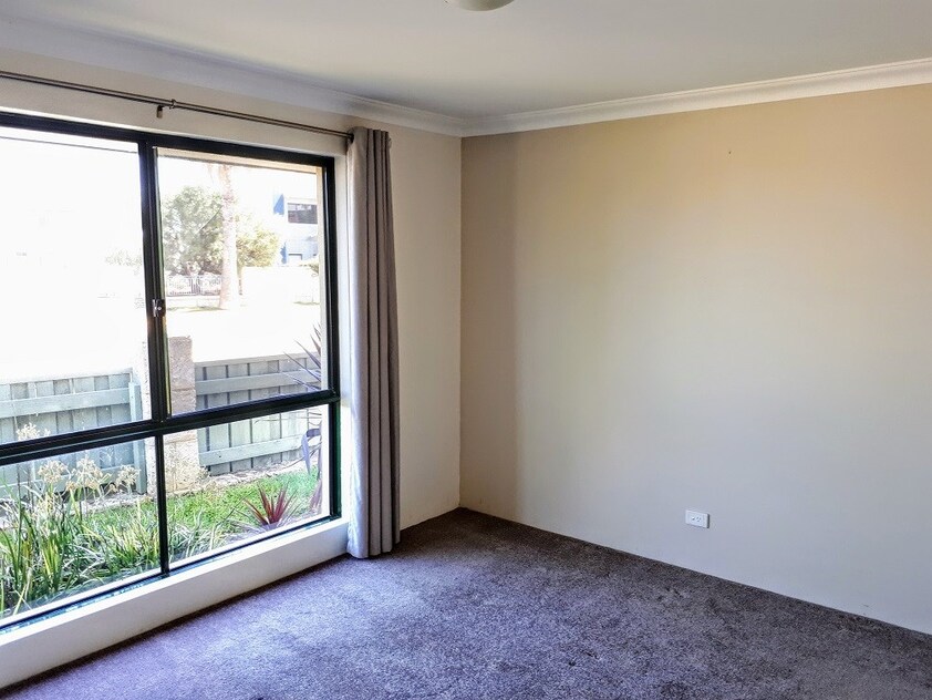 40E Bayport Circuit Mindarie WA 6030 House for Rent