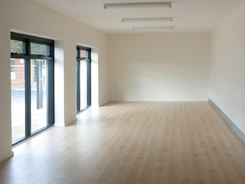 FANTASTIC BOUTIQUE OFFICE OR STUDIO