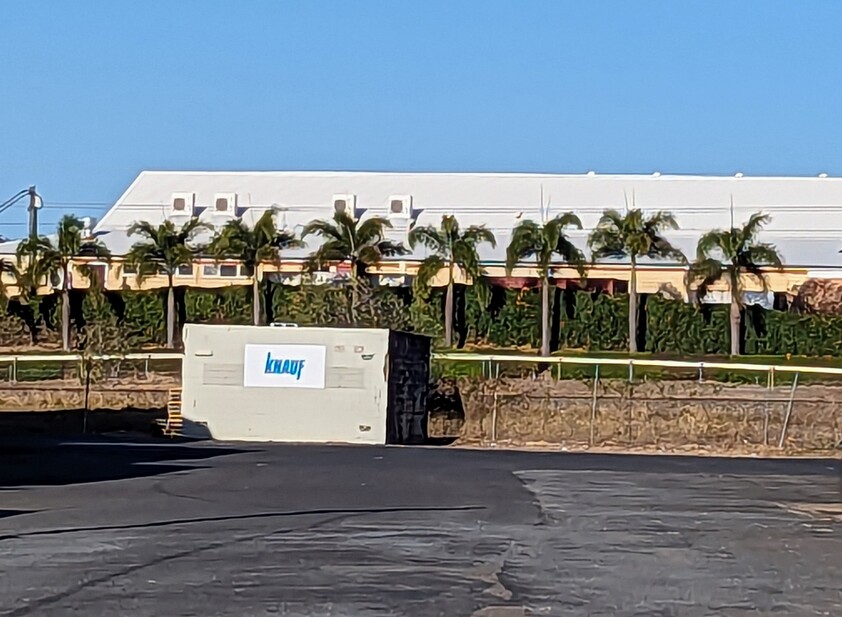 Two Warehouses Available - 1200 m2 & 770 m2