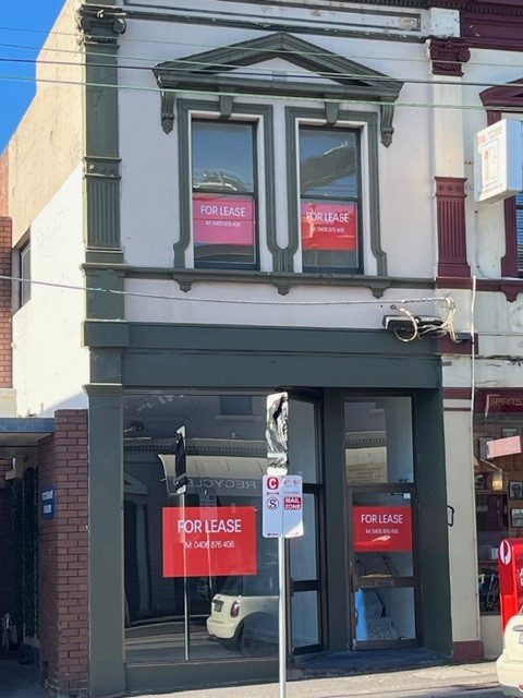Versatile property for lease in Hawthorn Prime signage opportunity with all amenities on your doorstep!