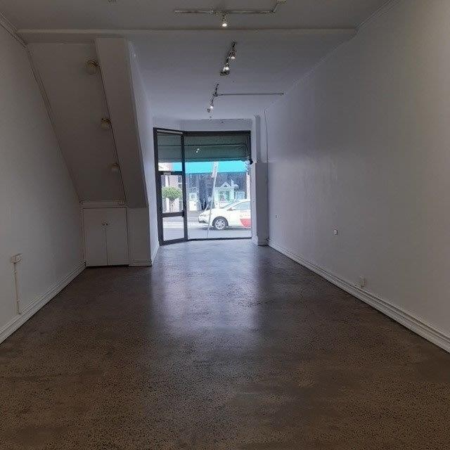 Versatile property for lease in Hawthorn Prime signage opportunity with all amenities on your doorstep!