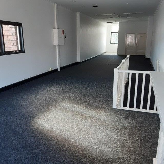 Versatile property for lease in Hawthorn Prime signage opportunity with all amenities on your doorstep!