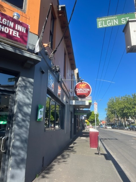 Versatile property for lease in Hawthorn Prime signage opportunity with all amenities on your doorstep!