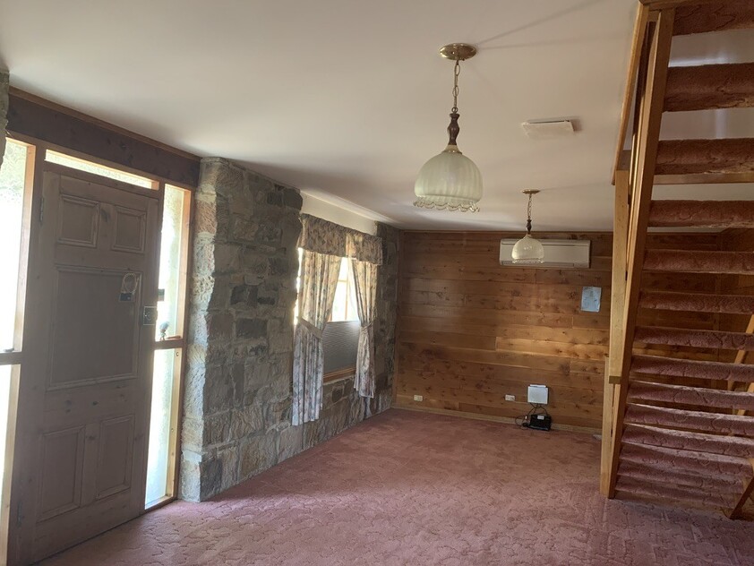 House for sale Beautiful East Coast of Tasmania - Peaceful Country Living, Minutes from the Coast. Country Charm on the Edge of Triabunna