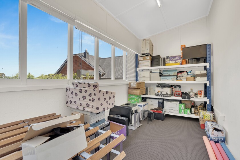 Glen Osmond Road - Office Building with 5 Offices For Lease