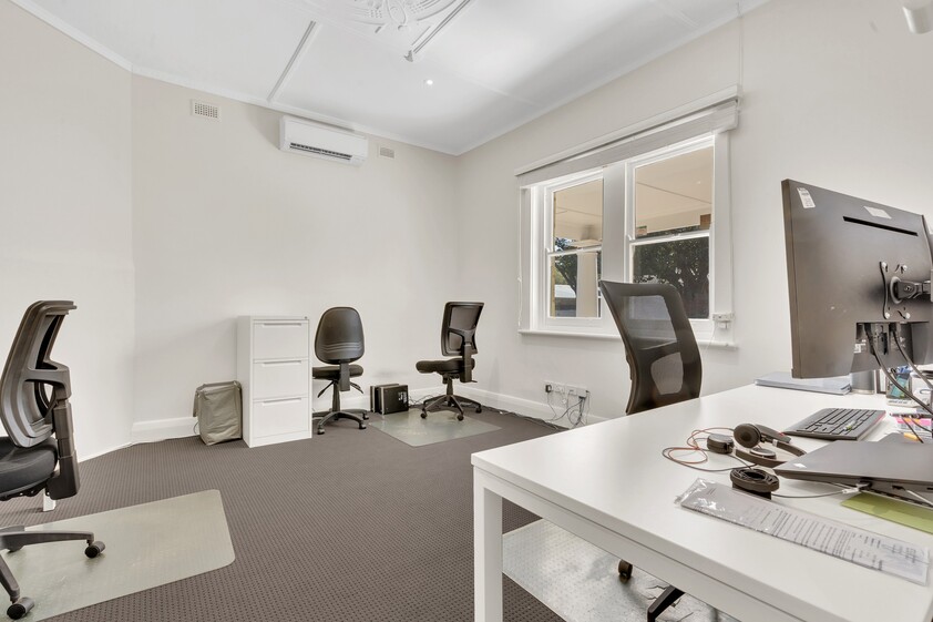 Glen Osmond Road - Office Building with 5 Offices For Lease