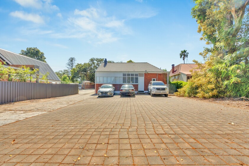 Glen Osmond Road - Office Building with 5 Offices For Lease