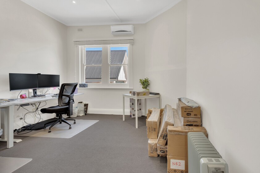 Glen Osmond Road - Office Building with 5 Offices For Lease