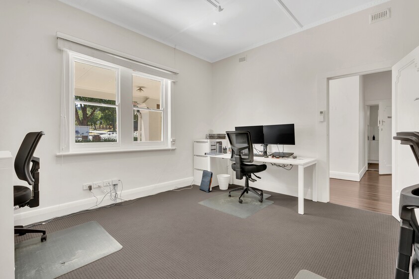 Glen Osmond Road - Office Building with 5 Offices For Lease