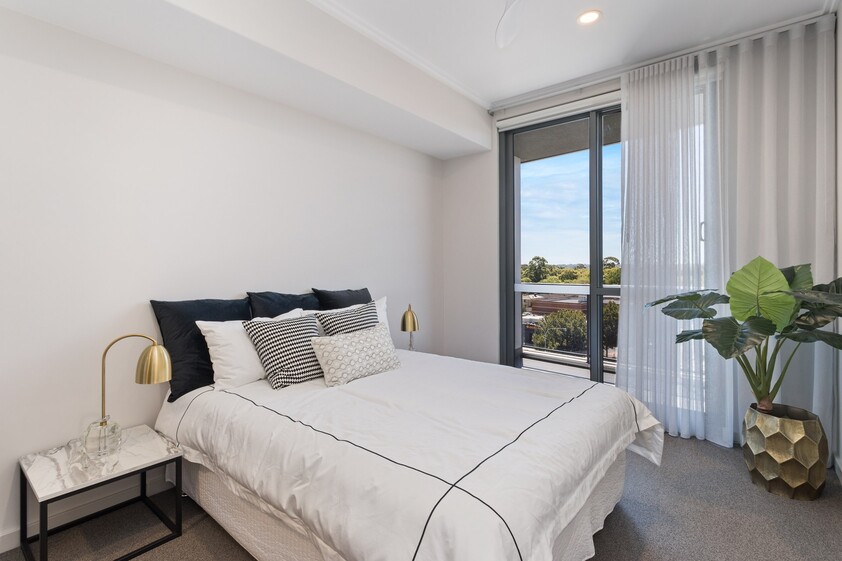 PENDING APPLICATION - PENDINGN PAYMENT Modern 2 Bedroom, 2 Bathroom Apartment