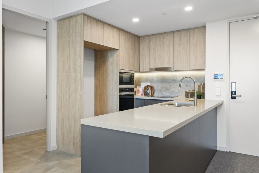 PENDING APPLICATION - PENDINGN PAYMENT Modern 2 Bedroom, 2 Bathroom Apartment