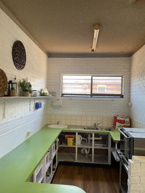 Award Winning Established Burger Shop / Cafe/ Lollie Shop in Dubbo