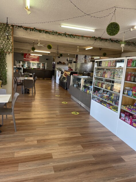 Award Winning Established Burger Shop / Cafe/ Lollie Shop in Dubbo