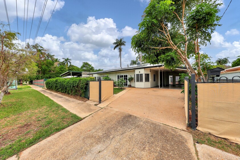 80 Lakeside Drive Alawa NT 0810 House for Sale