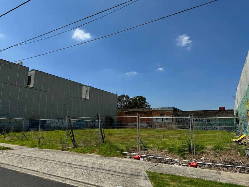 DEVELOPMENT OPPORTURNITY: 1080M2 IN PRIME LOCATION MIXED USE ZONING