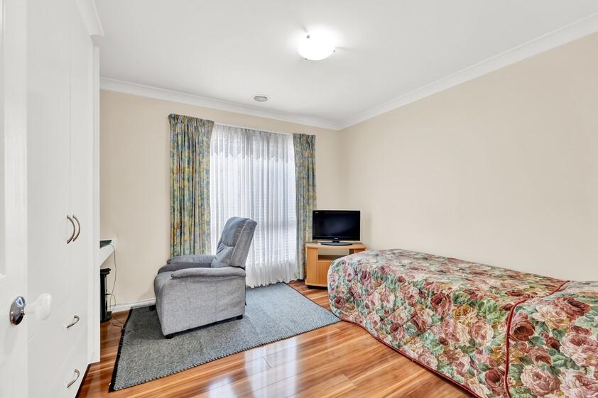 14 Oakes Court Altona Meadows VIC 3028 House for Sale