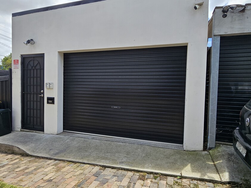 Shop & Residence - Owner Occupiers / Investors / Developers Take Note.