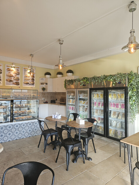 Shop & Residence - Owner Occupiers / Investors / Developers Take Note.